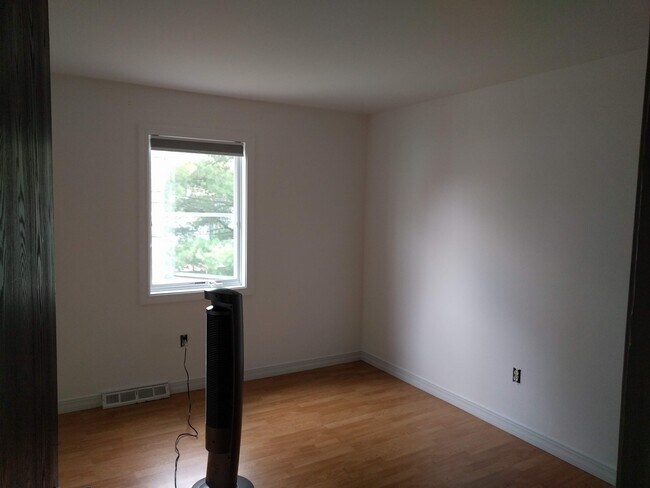 Foto del edificio - 81 Fairmont Pl