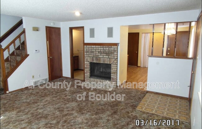 Building Photo - 1844 Lincoln Dr