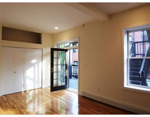 Building Photo - 59 Fort Ave