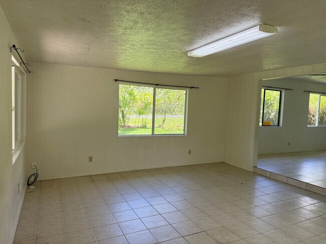 Foto del edificio - 2BR in Hawaiian Beaches