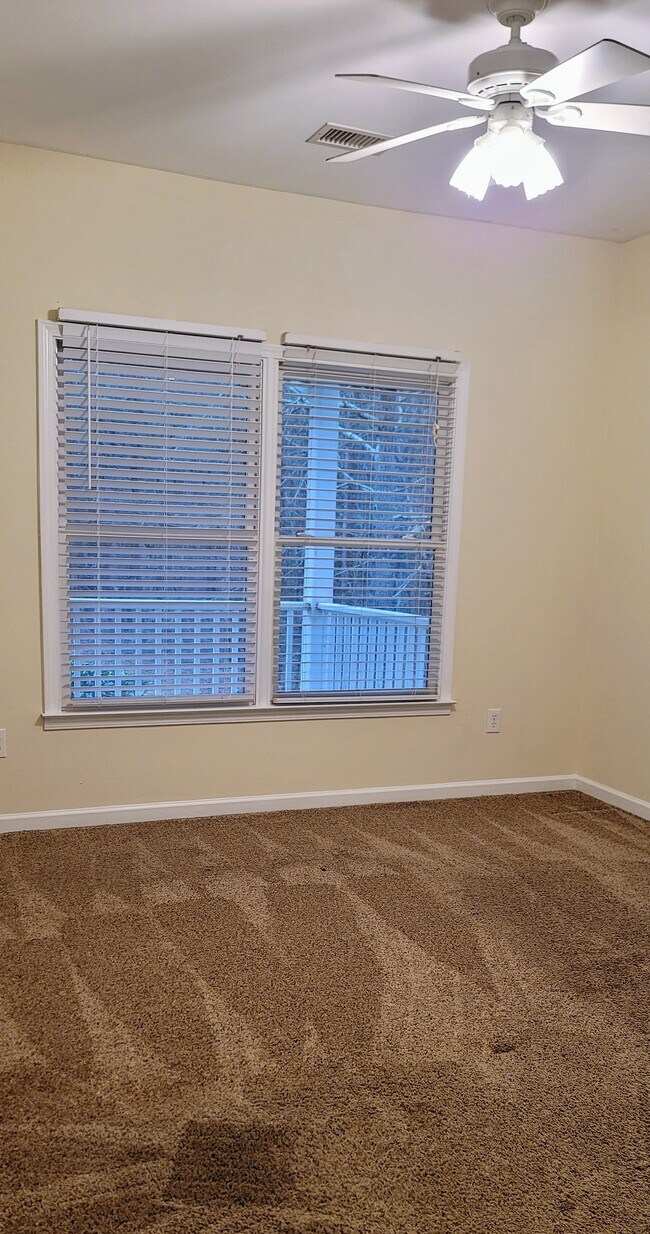 Photo - 1731 Gaissert Rd House