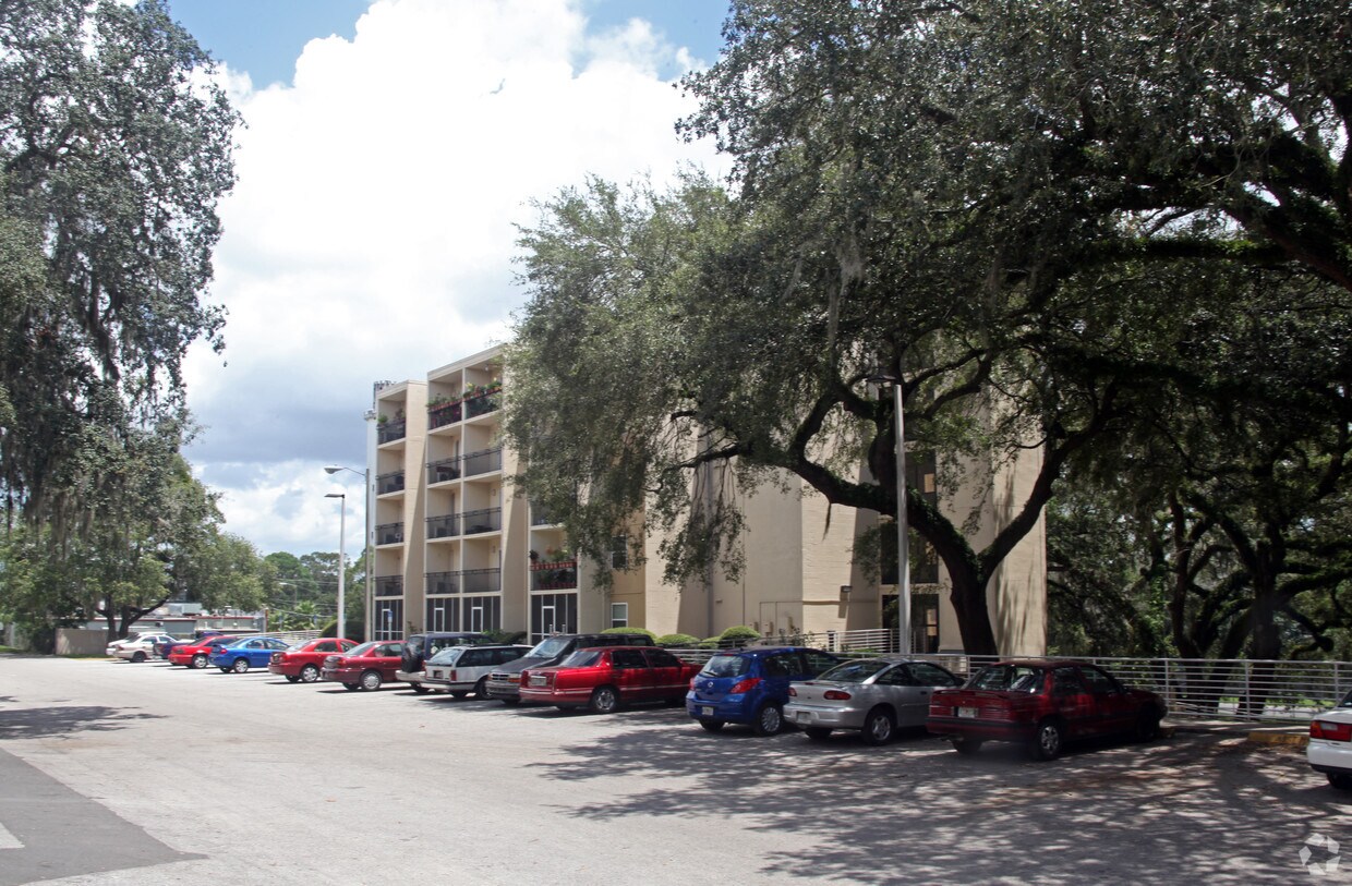Foto principal - J.L. Young Annex