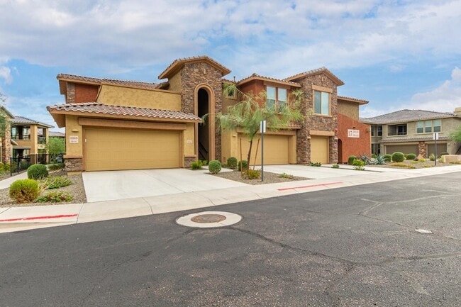 Building Photo - 2425 W Bronco Butte Trl