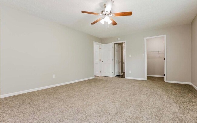 Foto del edificio - 10231 Woodland Trail