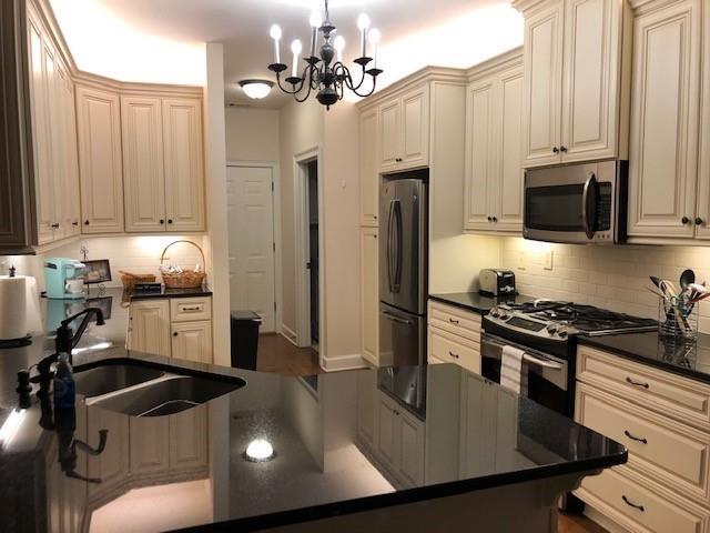 Building Photo - 78 Springwater Crossing