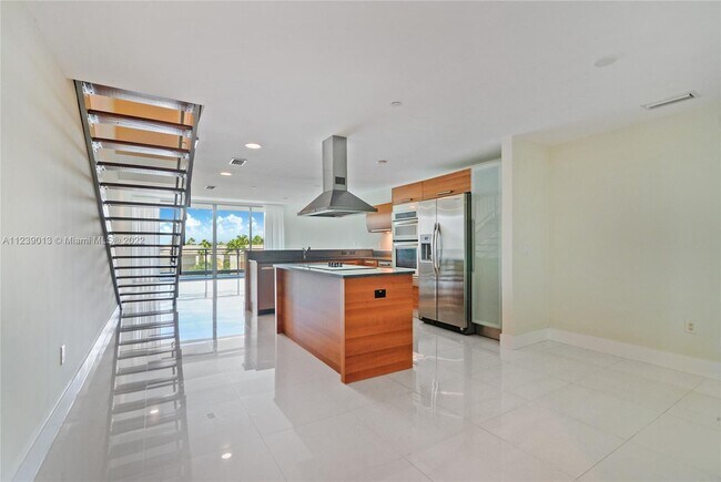 Foto del edificio - 2950 NE 188th St