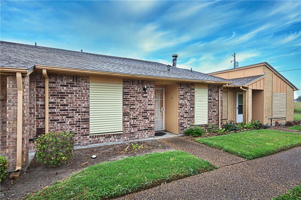 1818 Rodd Field Rd, Corpus Christi, TX 78412 Townhome Rentals in
