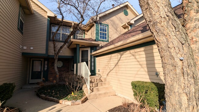 Foto del edificio - 918 Ridgefield Ln