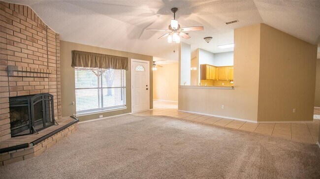 Foto del edificio - 401 Parkview Dr