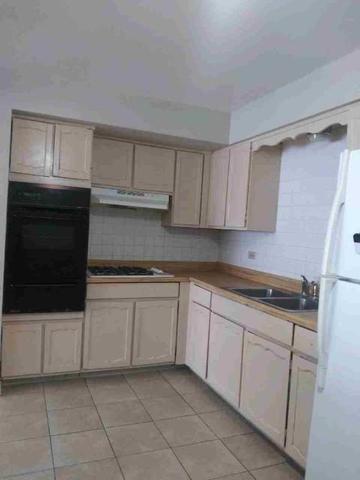 Building Photo - 4752 N Olcott Ave