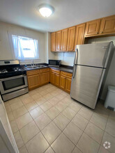 Building Photo - 1120 3rd St