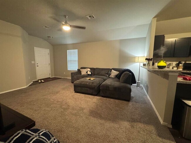 Foto del edificio - 1718 N Carnley St