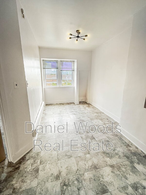 Foto del edificio - 3927 Powelton Ave