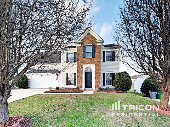 Building Photo - 5725 Shining Oak Ln