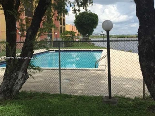 Foto del edificio - 4801 NW 7th St