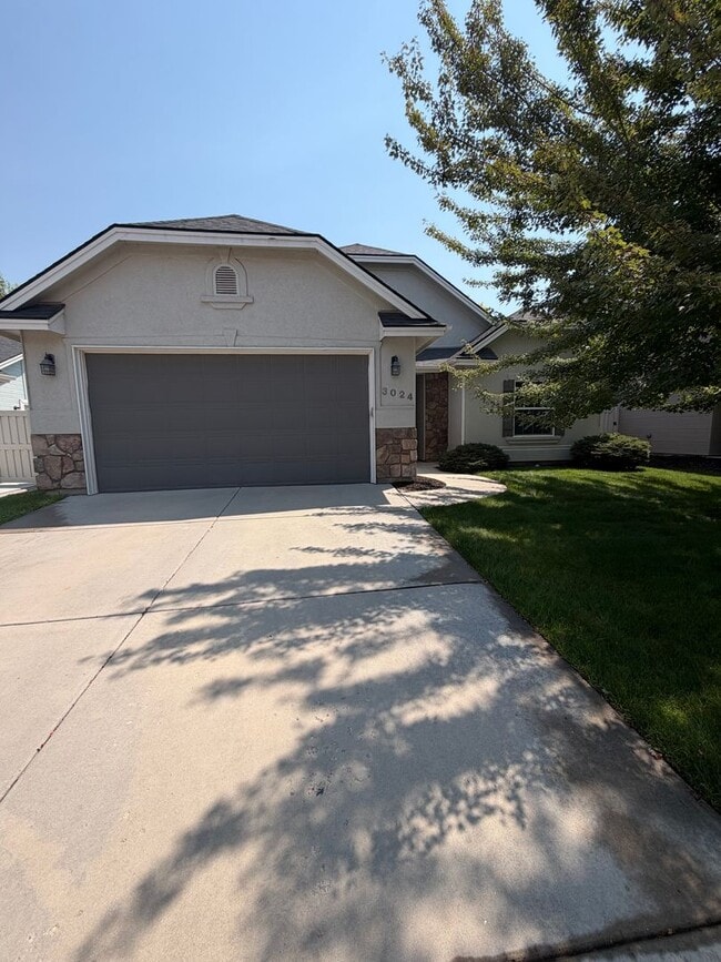 Building Photo - 3024 N Christian Way