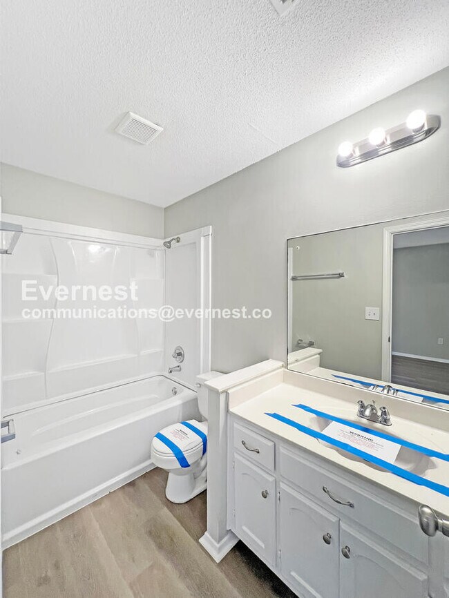 Foto del edificio - 3575 Shadow Oaks Pkwy