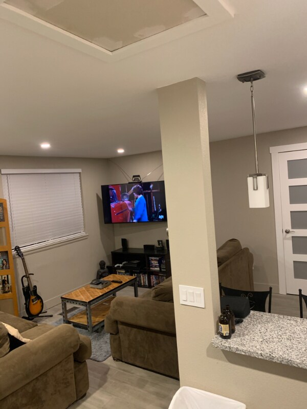 Building Photo - 525 S Raleigh St