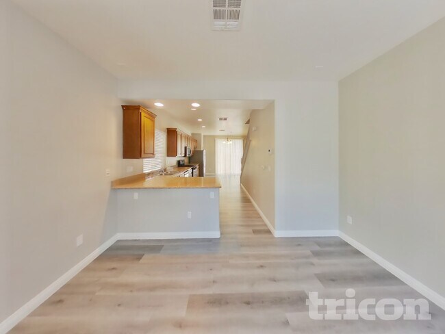 Building Photo - 1686 Tristan Flower Ave