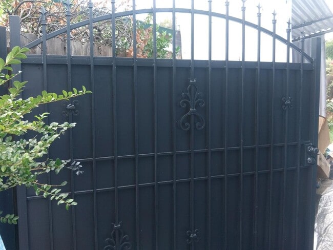 Foto del edificio - 1620 Nelson Dr