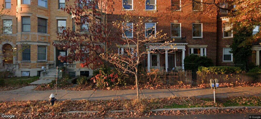 Building Photo - 1726 Beacon St
