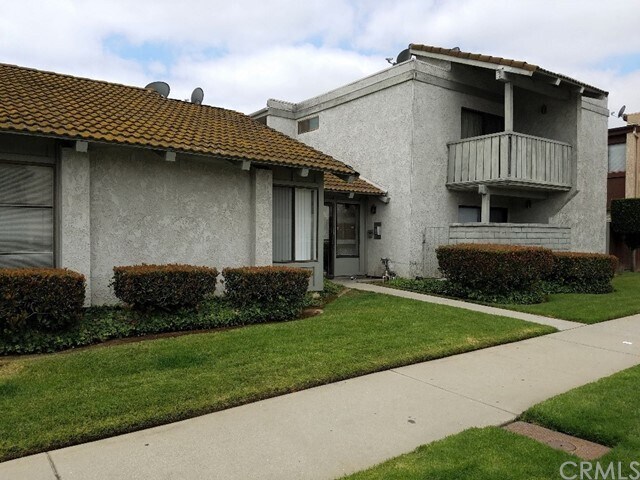 Primary Photo - 2920 70th St