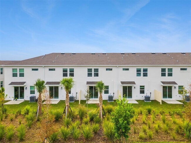Building Photo - 2701 Skyline Lp