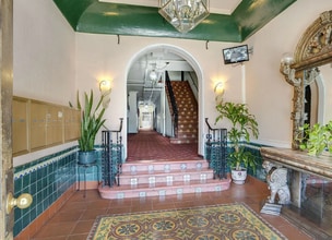 Building Photo - 4151 3rd Ave