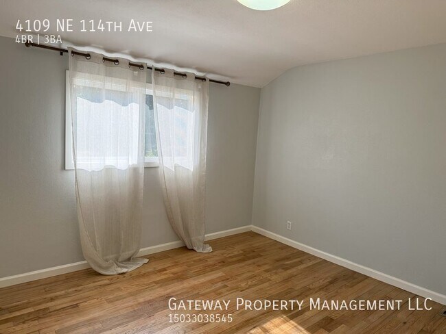 Foto del edificio - 4109 NE 114th Ave