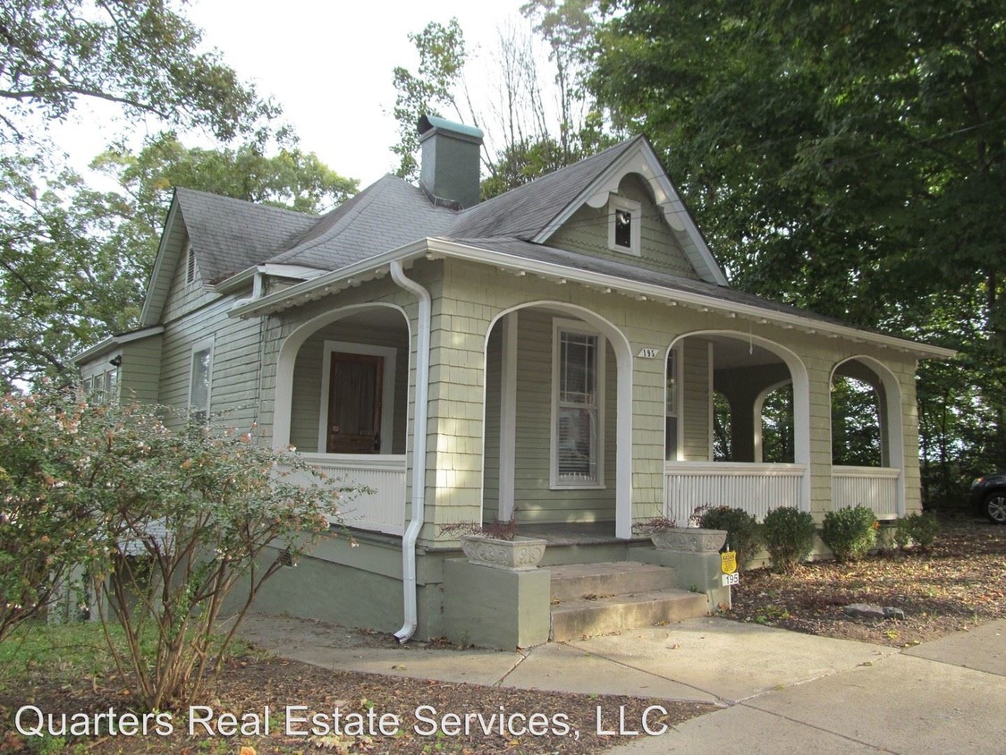 Foto principal - 3 br, 1.5 bath House - 195 West End Blvd