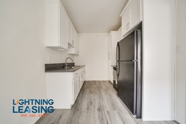 Building Photo - 5231 Monte Vista St