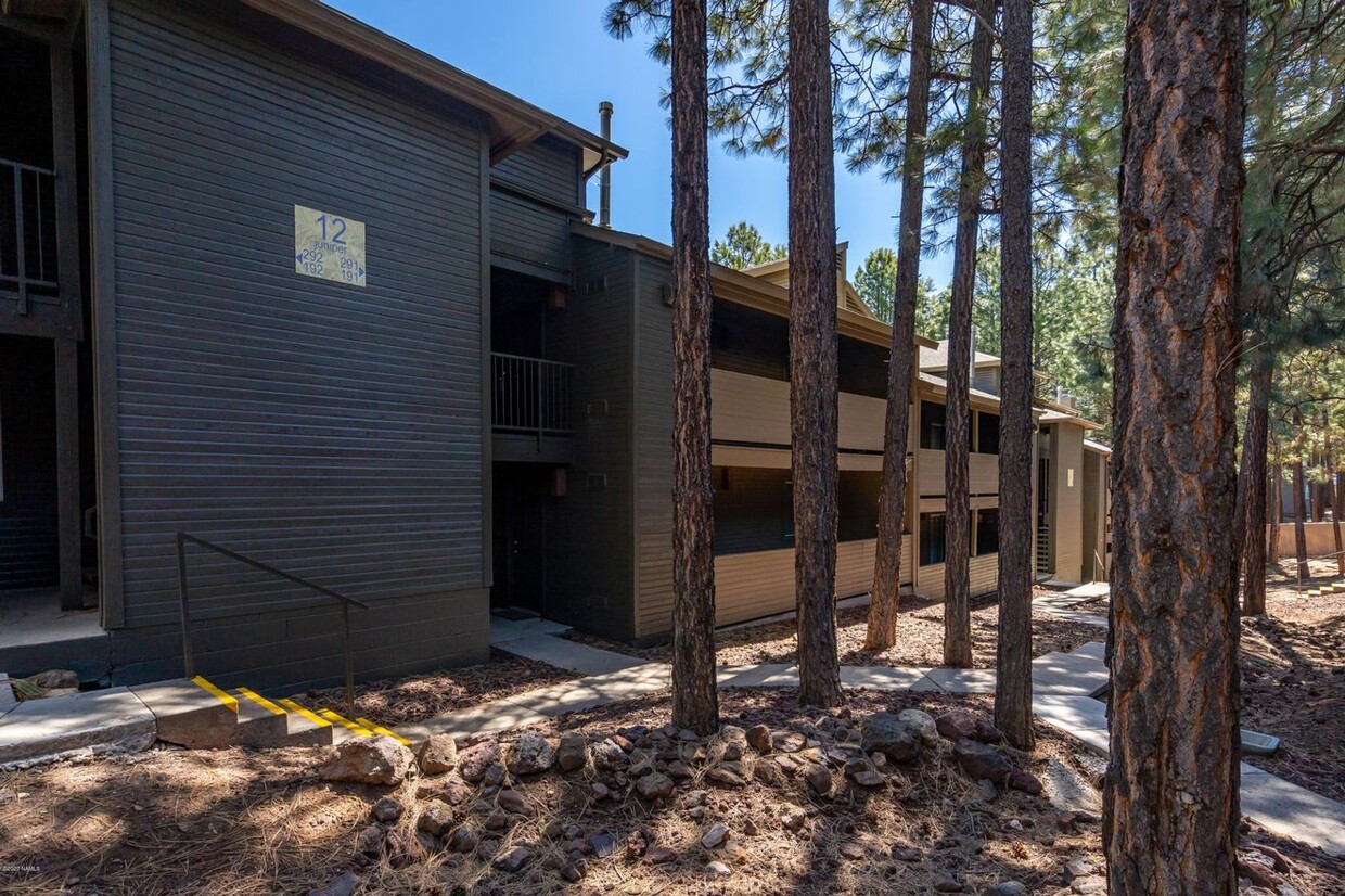 Primary Photo - 2bd/2ba West-Flagstaff Condo! - Near NAU/C...