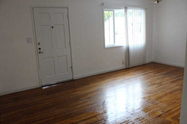 Photo - 3733 Keller Ave House