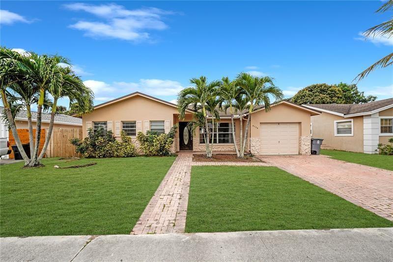 Foto principal - 9728 SW 3rd St