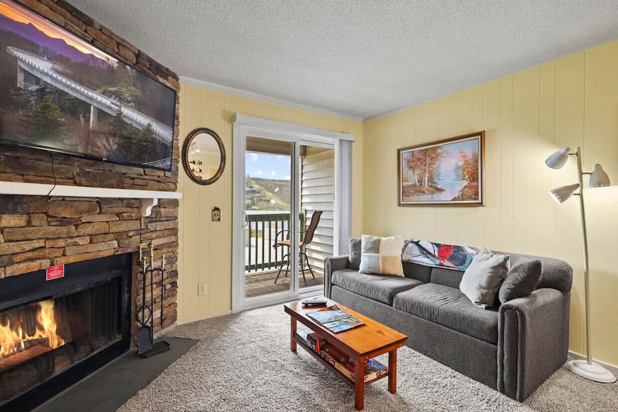 Foto principal - 1216 Pinnacle Rdg Rd