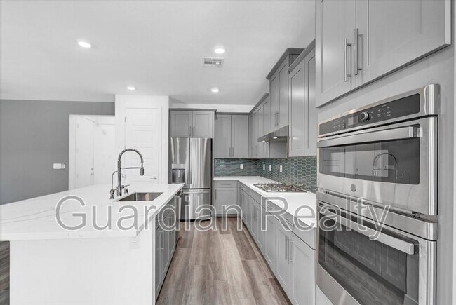 Foto del edificio - 755 Tallgrass St