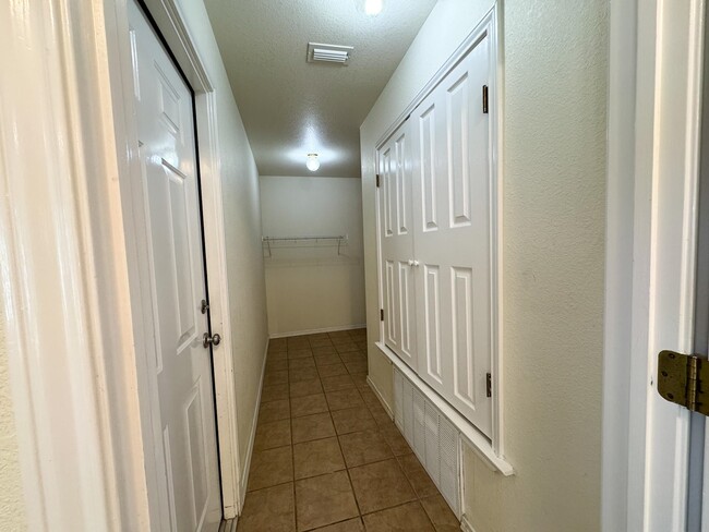 Foto del edificio - 123 La Paloma Dr