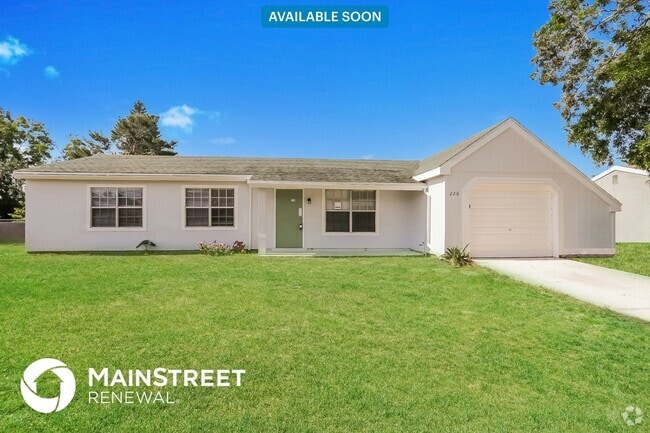 Building Photo - 226 SW Cherryhill Rd