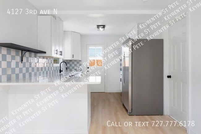 Building Photo - 4127 3rd Ave N