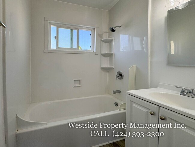 Foto del edificio - 1731 Pico Blvd