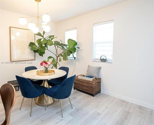 Building Photo - 8760 NW 97th Ave