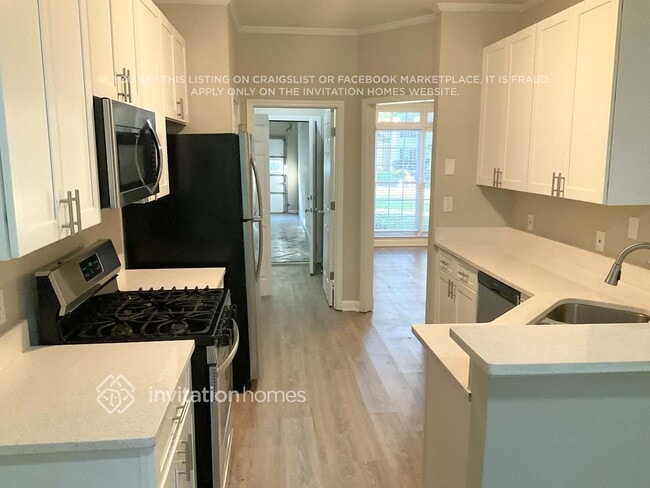 Building Photo - 4221 Lehigh Blvd