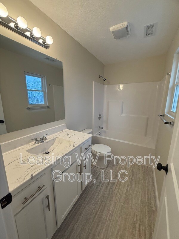 Foto del edificio - 162 Christian Ct