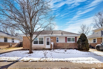 Building Photo - 309 Waldmann Dr