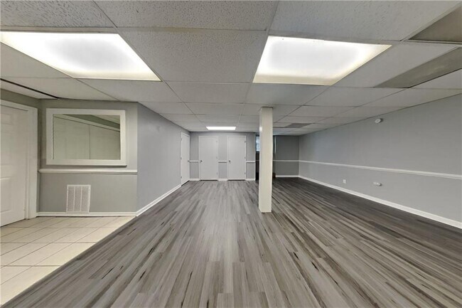 Building Photo - 1702 Hickory Grove Trail NW