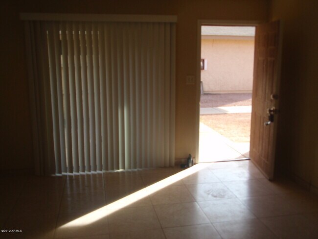 Foto del edificio - 526 N 4th St