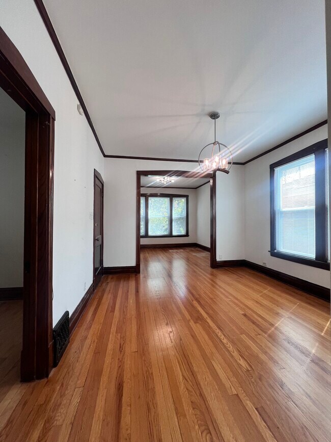 Foto del edificio - 4734 N Kildare Ave