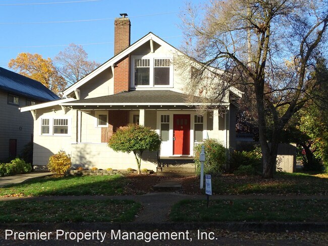 Building Photo - 3 br, 2 bath House - 2224 G St.