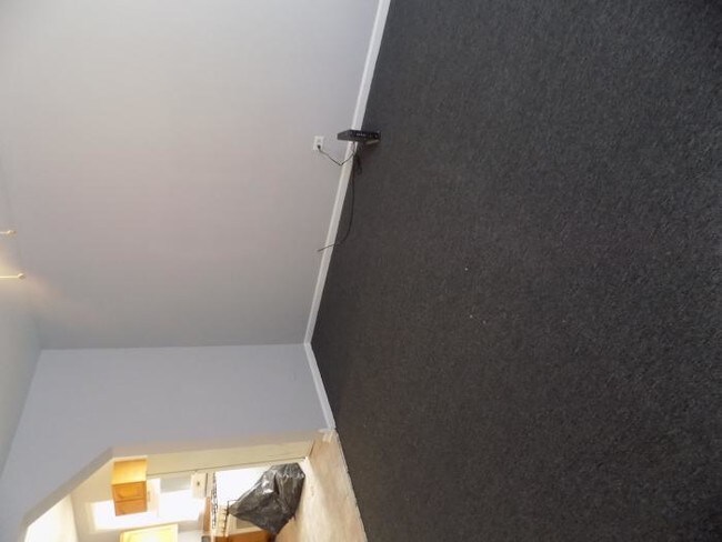 Building Photo - 5 bedroom in Chicago IL 60619