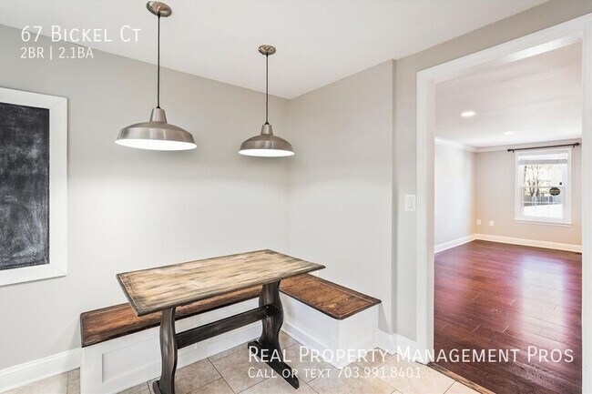 Building Photo - 67 Bickel Ct